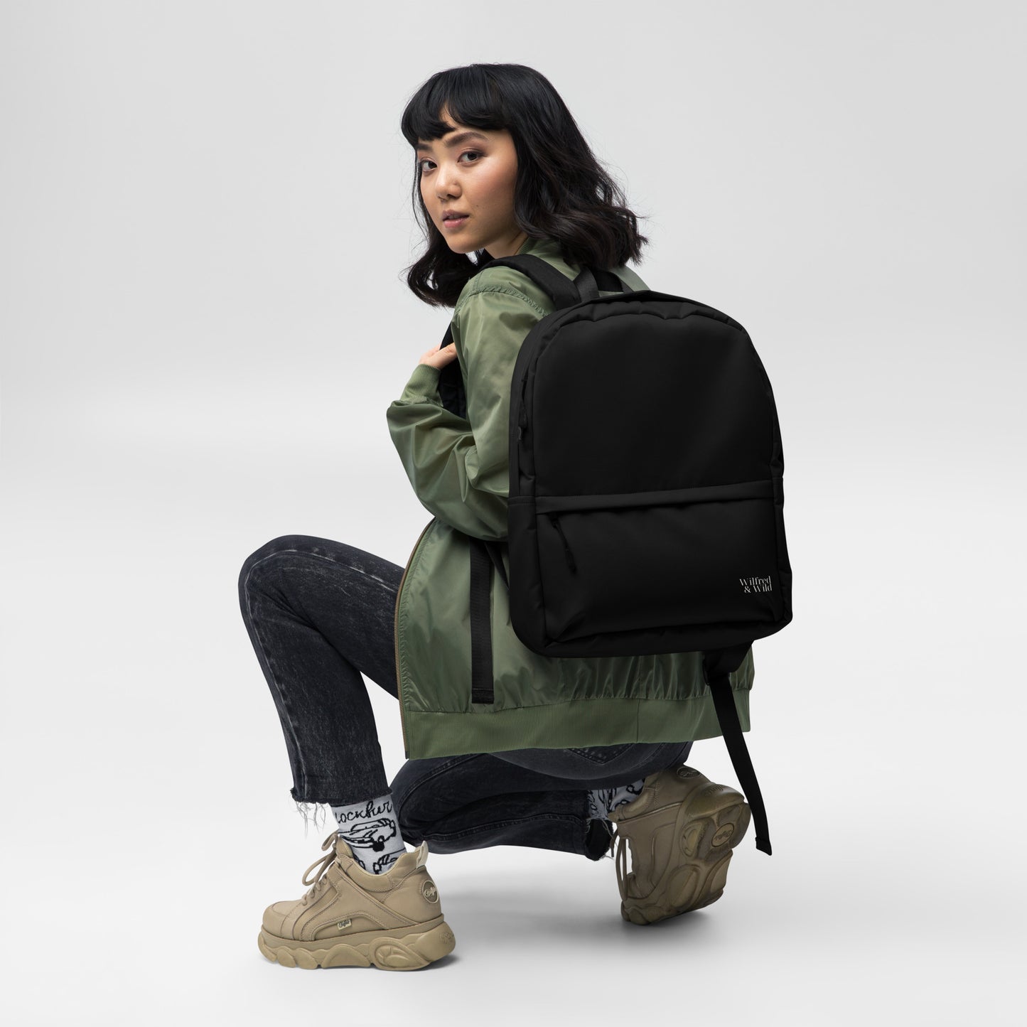 Travel Further Minimalistic Backpack - Black